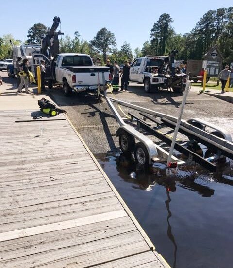 Accident Equipment Recovery near Port Main Gate for Prompt Towing Service