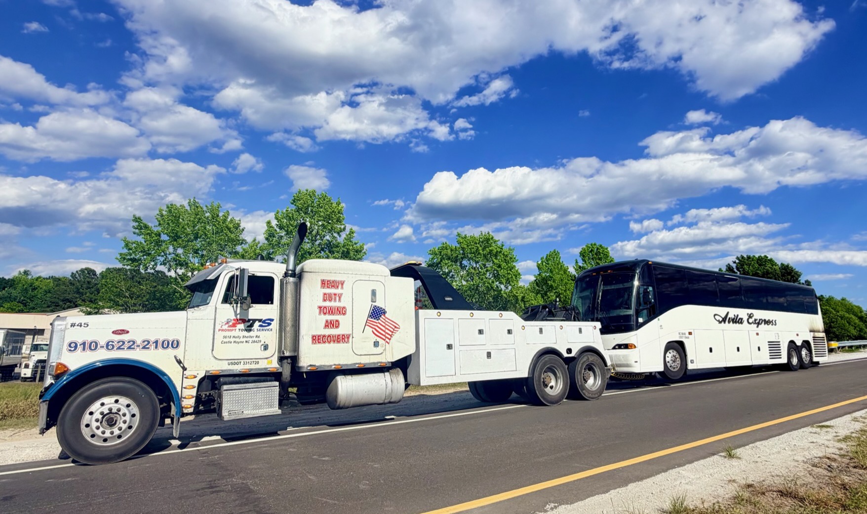 Heavy Duty Towing near Port Main Gate for Prompt Towing Service